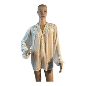 Torrid Women’s Size 2 Ivory Chiffon Clip Dot Contrasting Eyelet Shirt Top Blouse